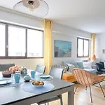 Elegant Apartment Near Buttes Chaumont - Welkeys