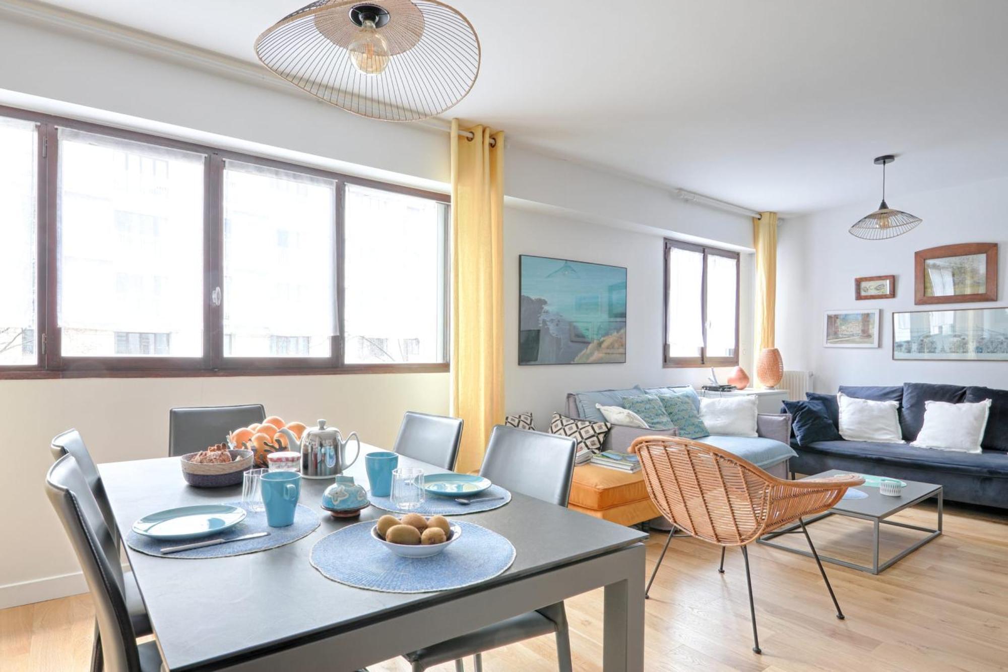 Elegant Near Buttes Chaumont - Welkeys *